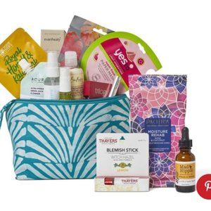 WHOLE FOOD BEAUTY BAG NEW